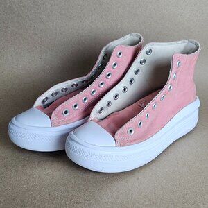 Women's size 7 Platform Converse